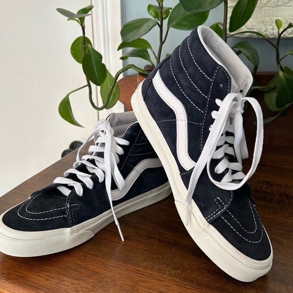 Vans Shoes - Vans SK8-Hi Skate Shoes Iconic High-top Suede/Leather in Deep Navy, Unisex